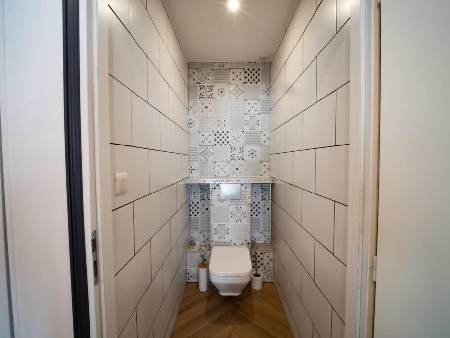 Mega Jeanne D'Arc Billard Baby Foot Logements Insolites Nancy Exterior photo